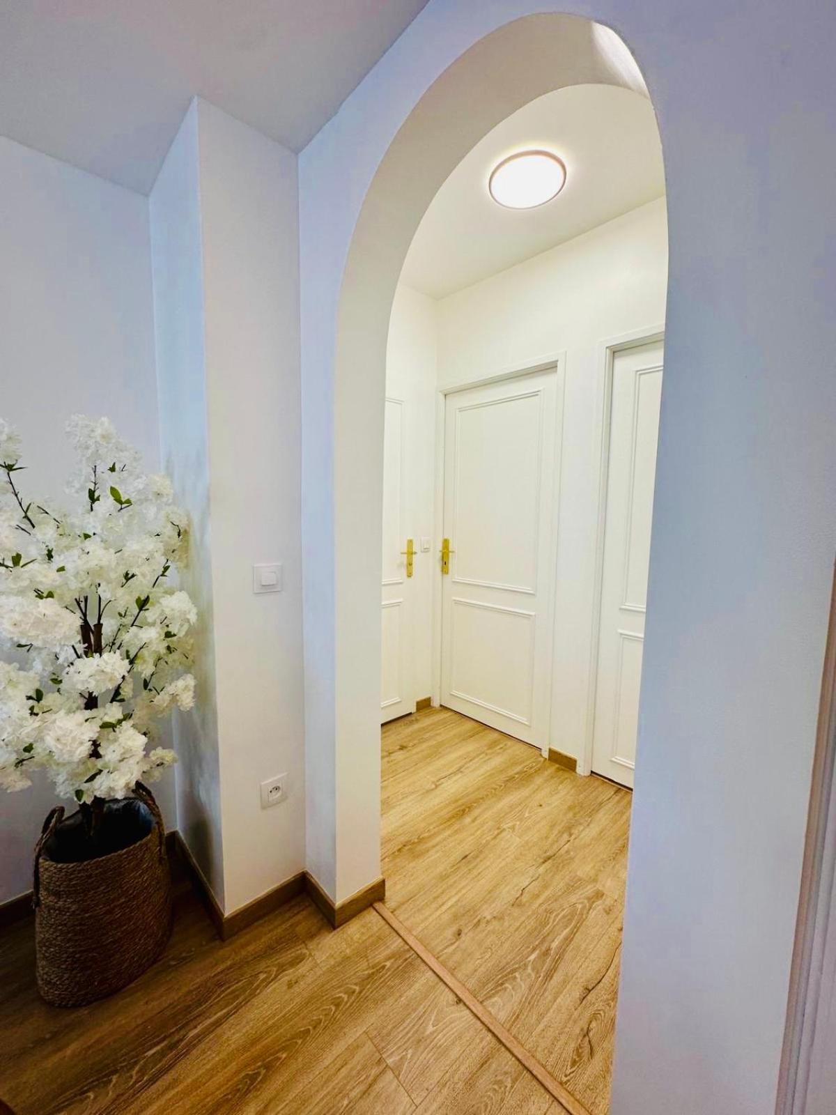 Serenity Place Serris Ngoại thất bức ảnh